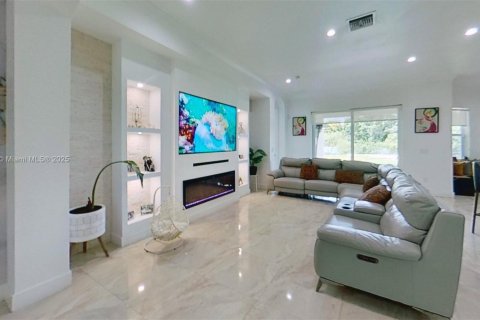 House in Homestead, Florida 4 bedrooms, 228.54 sq.m. № 1858585 - photo 11