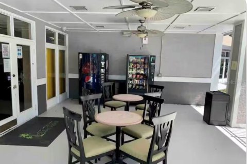 Condominio en venta en Kissimmee, Florida, 1 dormitorio, 51.28 m2 № 1649697 - foto 8