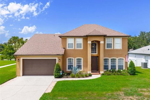 Villa ou maison à Winter Garden, Floride 4 chambres, 256.6 m2 № 2314896