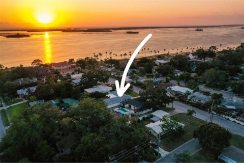 House in Clearwater, Florida 3 bedrooms, 167.22 sq.m. № 1678490 - photo 5