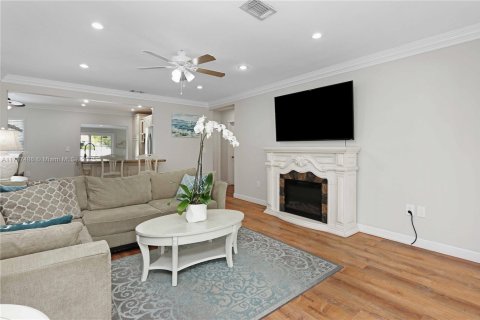 Villa ou maison à vendre à Hollywood, Floride: 3 chambres, 149.57 m2 № 1739999 - photo 9