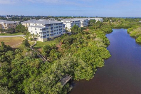 Villa ou maison à louer à Englewood, Floride: 4 chambres, 244.15 m2 № 2096877 - photo 9