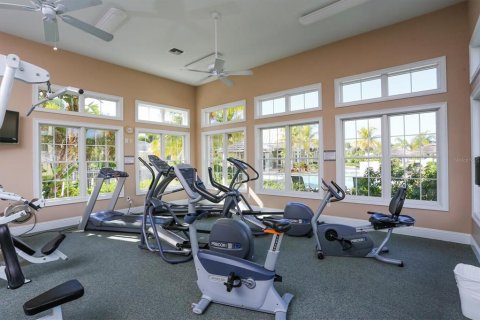 Villa ou maison à louer à Englewood, Floride: 4 chambres, 244.15 m2 № 2096877 - photo 6