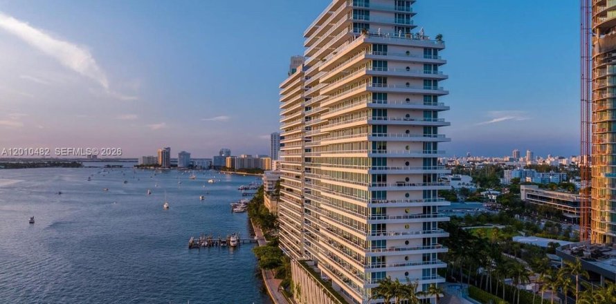 Condo in Miami Beach, Florida, 1 bedroom № 2075240
