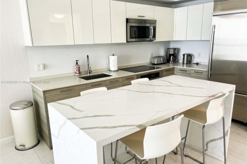 Condominio en venta en Miami, Florida, 1 dormitorio, 65.12 m2 № 1890272 - foto 8
