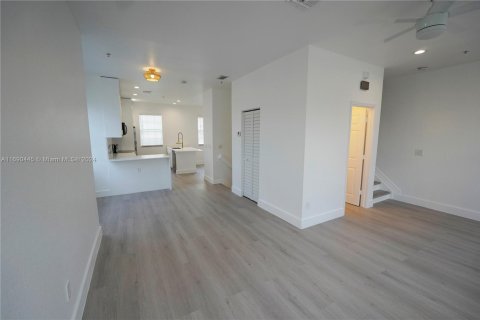 Купить таунхаус в Бойнтон-Бич, Флорида 3 спальни, 148.55м2, № 1959487 - фото 18