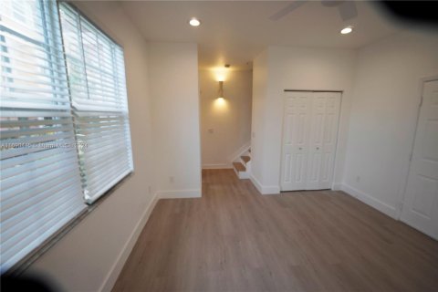 Купить таунхаус в Бойнтон-Бич, Флорида 3 спальни, 148.55м2, № 1959487 - фото 11