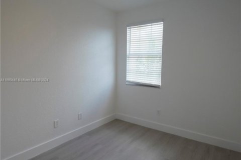 Купить таунхаус в Бойнтон-Бич, Флорида 3 спальни, 148.55м2, № 1959487 - фото 25