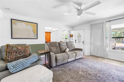 Casa en venta en Sarasota, Florida, 3 dormitorios, 115.2 m2 № 2126916 - foto 5