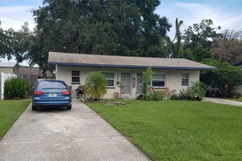 Apartment in Zephyrhills, Florida 1 bedroom, 48.31 sq.m. № 1902178 - photo 1