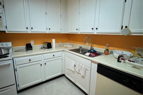Condo in Orlando, Florida, 2 bedrooms  № 1820572 - photo 5