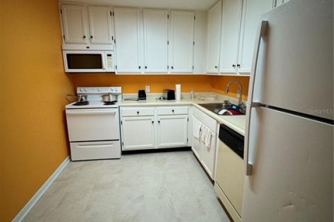 Condo in Orlando, Florida, 2 bedrooms  № 1820572 - photo 3