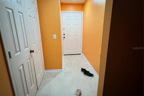 Condo in Orlando, Florida, 2 bedrooms  № 1820572 - photo 11