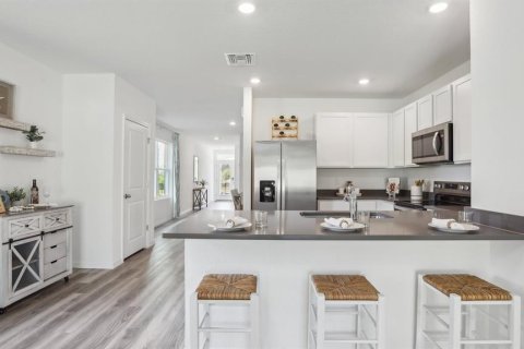 House in Wesley Chapel, Florida 3 bedrooms, 144.93 sq.m. № 1844453 - photo 14