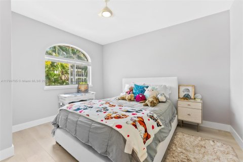 Townhouse in Fort Lauderdale, Florida 4 bedrooms, 299.7 sq.m. № 1744039 - photo 18