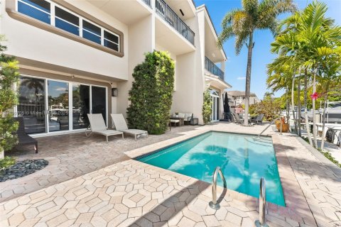 Townhouse in Fort Lauderdale, Florida 4 bedrooms, 299.7 sq.m. № 1744039 - photo 6