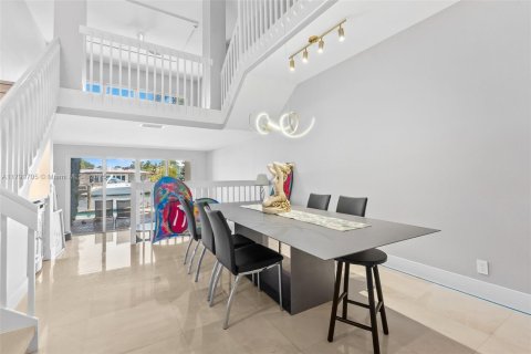 Townhouse in Fort Lauderdale, Florida 4 bedrooms, 299.7 sq.m. № 1744039 - photo 12