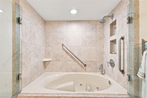 Condominio en venta en Clearwater, Florida, 2 dormitorios, 129.13 m2 № 2329760 - foto 30