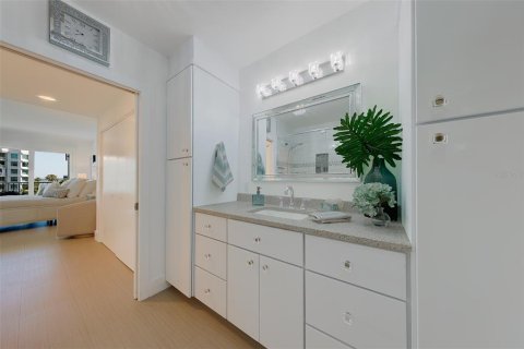 Copropriété à vendre à Belleair, Floride: 2 chambres, 171.31 m2 № 2097553 - photo 25