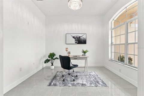 Casa en venta en Land O' Lakes, Florida, 5 dormitorios, 281.68 m2 № 2427654 - foto 13