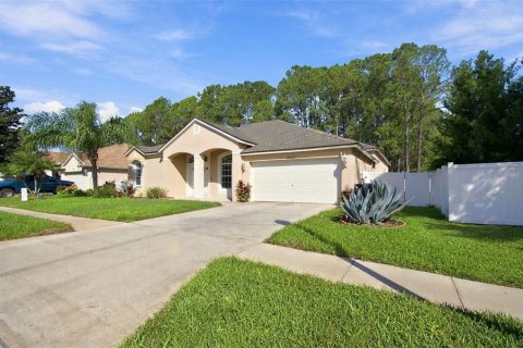 Casa en venta en Land O' Lakes, Florida, 5 dormitorios, 281.68 m2 № 2427654 - foto 7