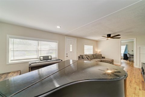 House in Saint Petersburg, Florida 2 bedrooms, 75.81 sq.m. № 2418663 - photo 19