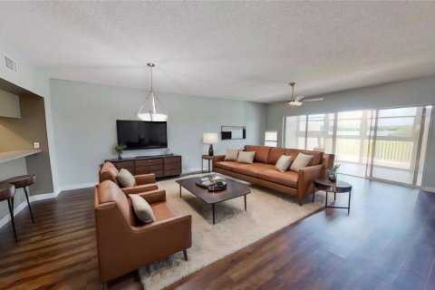 Condo in Saint Petersburg, Florida, 3 bedrooms  № 1848061 - photo 5
