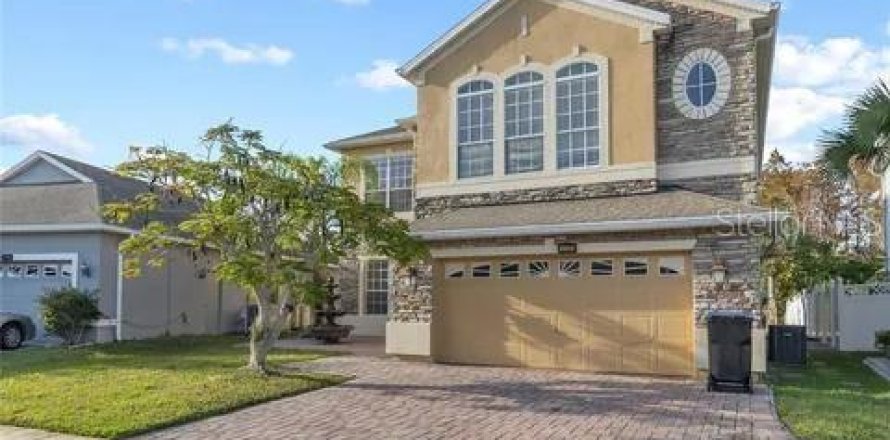 House in Orlando, Florida 4 bedrooms, 275.64 sq.m. № 1819363