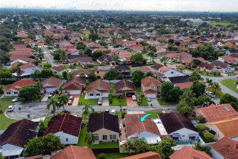 Купить виллу или дом в Майами-Гарденс, Флорида 4 спальни, 150.22м2, № 1930416 - фото 5