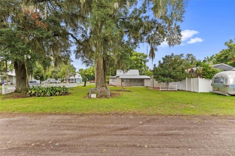 Villa ou maison à vendre à Zephyrhills, Floride: 3 chambres, 129.13 m2 № 2404661 - photo 17
