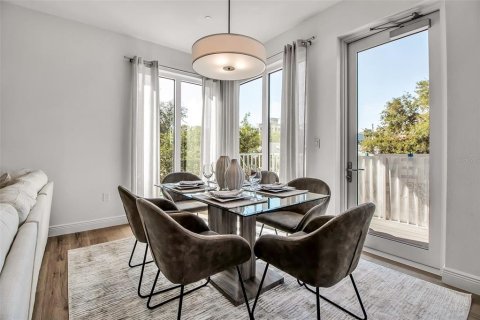 Condominio en venta en Saint Petersburg, Florida, 3 dormitorios, 153.29 m2 № 1893882 - foto 18