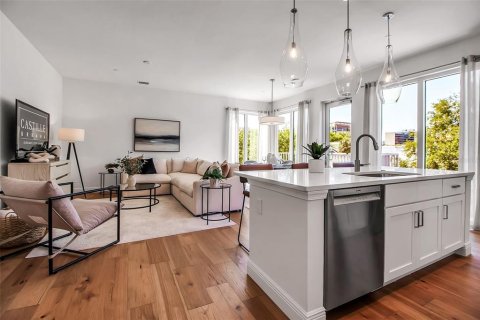 Condominio en venta en Saint Petersburg, Florida, 3 dormitorios, 153.29 m2 № 1893882 - foto 9