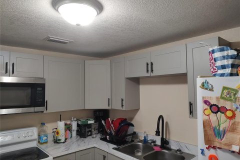 Casa en venta en Bradenton, Florida, 3 dormitorios, 129.13 m2 № 1810250 - foto 6