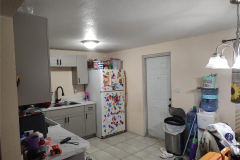 Casa en venta en Bradenton, Florida, 3 dormitorios, 129.13 m2 № 1810250 - foto 4