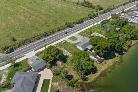 Immobilier commercial à vendre à St. Lucie, Floride № 2083489 - photo 6