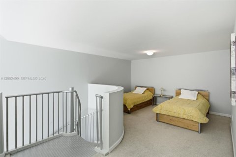Купить кондоминиум в Майами, Флорида 5 комнат, 132.29м2, № 2167989 - фото 18