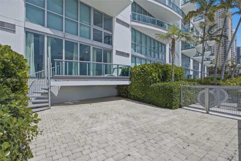 Купить кондоминиум в Майами, Флорида 5 комнат, 132.29м2, № 2167989 - фото 28