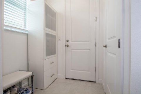 Купить виллу или дом в Палм-Бей, Флорида 6 комнат, 168.25м2, № 2190913 - фото 20