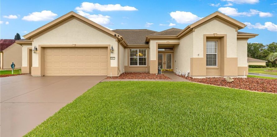 Villa ou maison à Summerfield, Floride 3 chambres, 223.99 m2 № 2097177