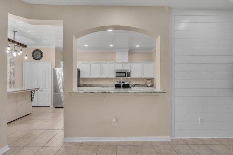 House in Sanford, Florida 6 bedrooms, 315.03 sq.m. № 2127084 - photo 9
