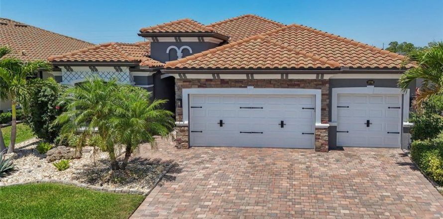 Casa en Venice, Florida 4 dormitorios, 209.12 m2 № 1657820