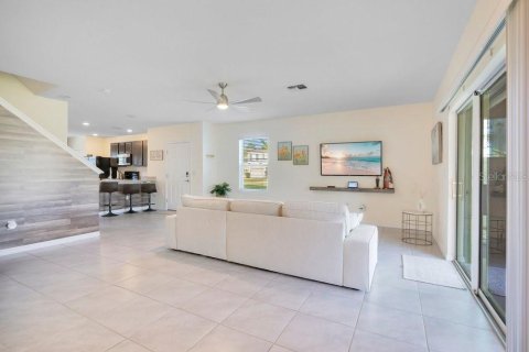 Adosado en venta en Kissimmee, Florida, 3 dormitorios, 155.52 m2 № 2201268 - foto 6