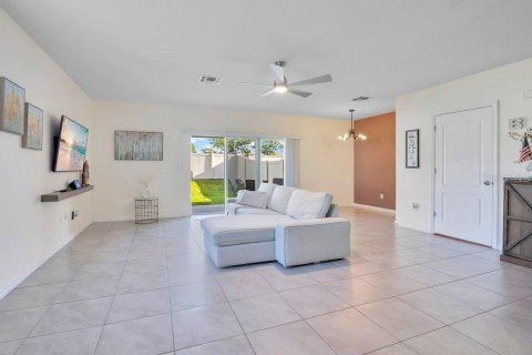 Adosado en venta en Kissimmee, Florida, 3 dormitorios, 155.52 m2 № 2201268 - foto 7