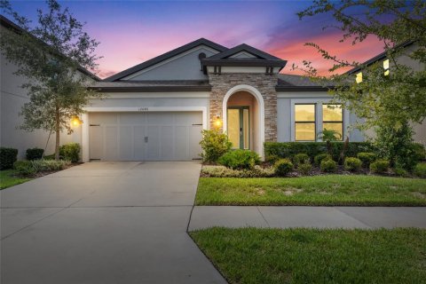 Villa ou maison à vendre à Fish Hawk, Floride: 4 chambres, 195.65 m2 № 2287825 - photo 2