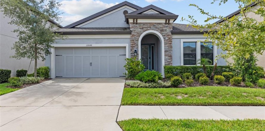Villa ou maison à Fish Hawk, Floride 4 chambres, 195.65 m2 № 2287825