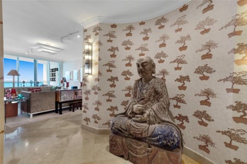 Condo in Miami Beach, Florida, 4 bedrooms  № 1816532 - photo 24