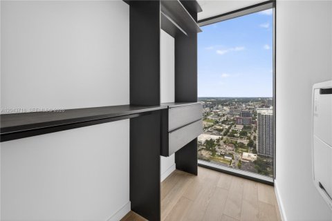 Condo in Miami, Florida, 2 bedrooms  № 2188720 - photo 7