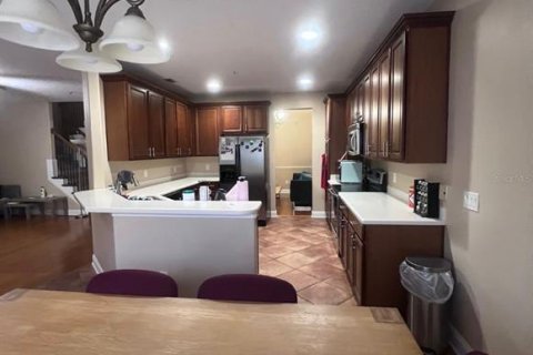 Adosado en venta en Orlando, Florida, 3 dormitorios, 231.33 m2 № 2166044 - foto 7