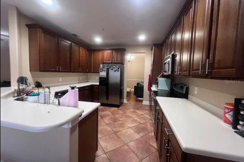 Adosado en venta en Orlando, Florida, 3 dormitorios, 231.33 m2 № 2166044 - foto 6