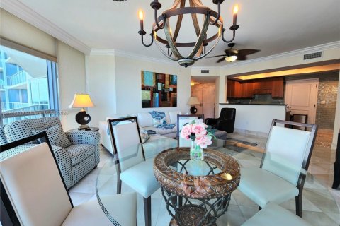 Copropriété à louer à Hollywood, Floride: 3 chambres, 196.49 m2 № 1828277 - photo 6